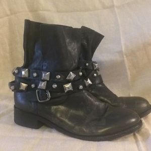 Steven Steve Madden leather studded moto boots 10